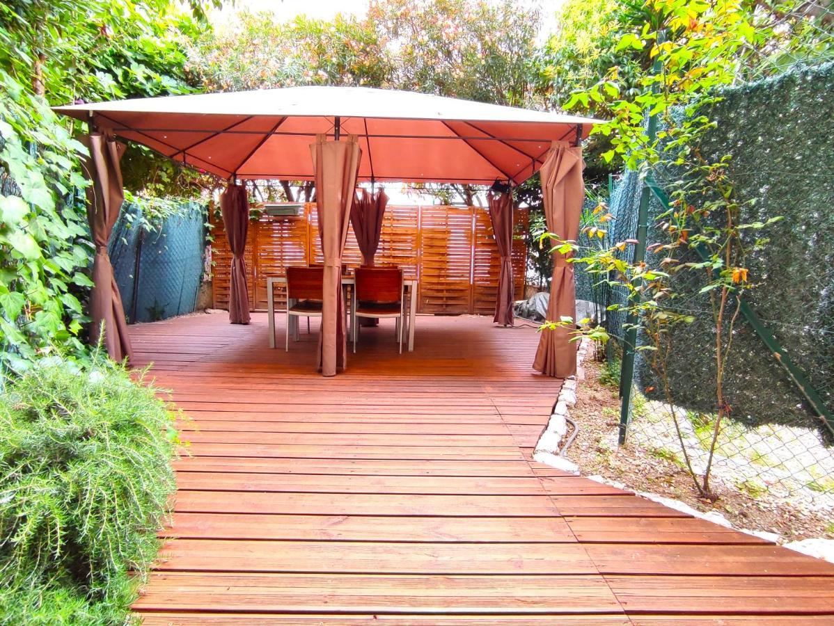 Garden Level Nearby Appartamento